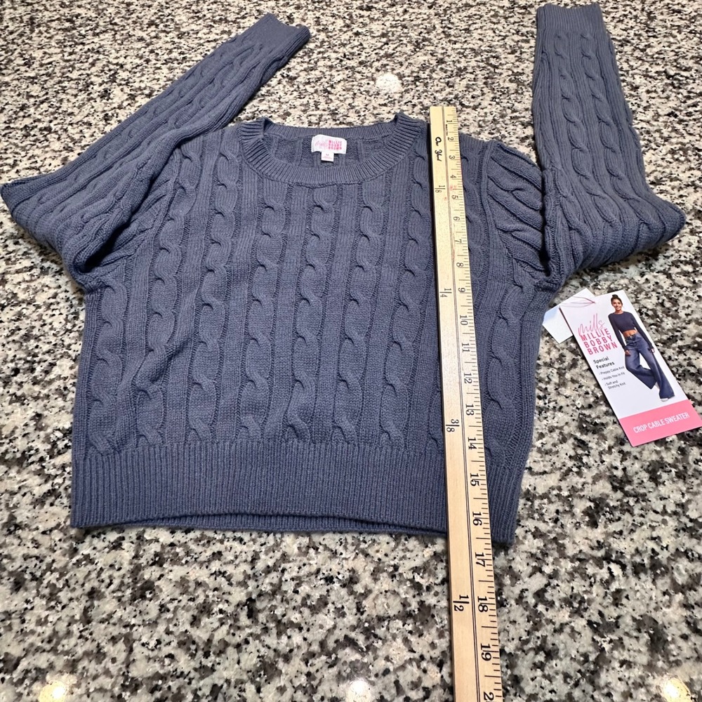 Mills‎ by Millie Bobby Brown Blue Gray Crop Cable Knit Sweater Womens Size M NWT - Picture 4 of 9